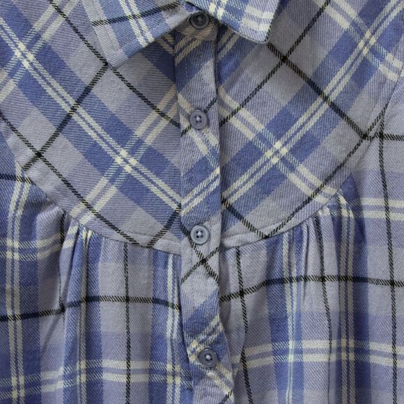 Woodland Creek Women's Long Sleeve Button-Up Pleated Shirt in Blue Plaid, XXL - Picture 4 of 7